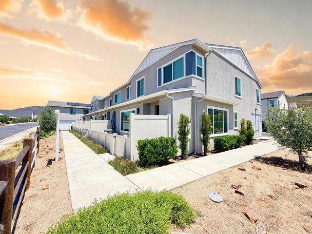 35104 Crop Pl, Fallbrook, CA 92028