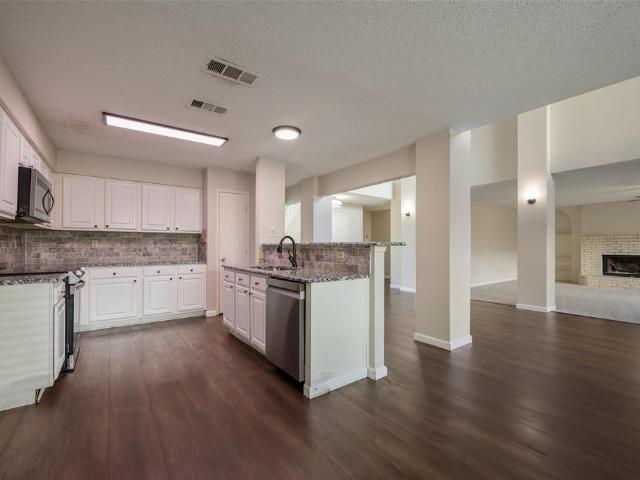 3510 Meadowview Drive