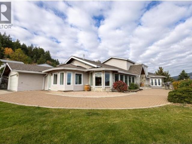 3510 Gates Road, West Kelowna, BC, V4T 1A2 house for sale | Listing ID 10400 | Royal LePage