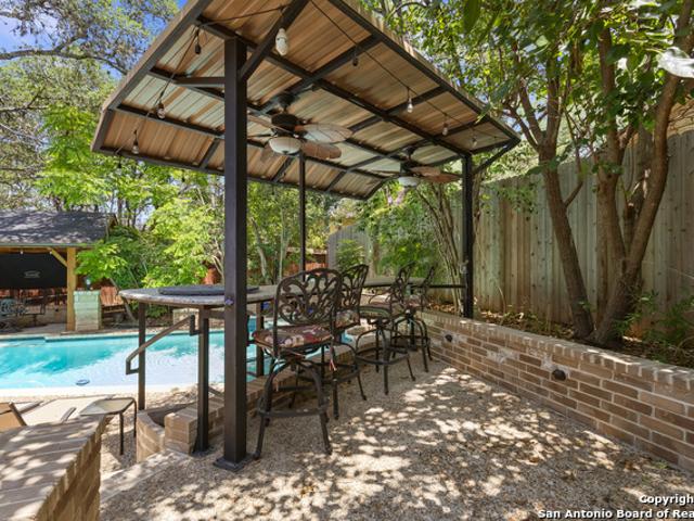3511 Hunters Cir