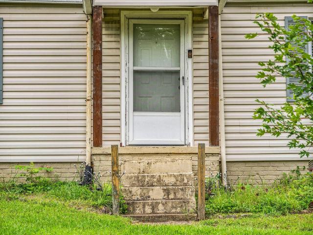 3511 Kenilworth Lane