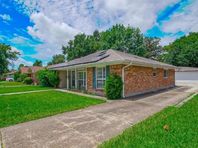 3511 Rue Mignon Avenue