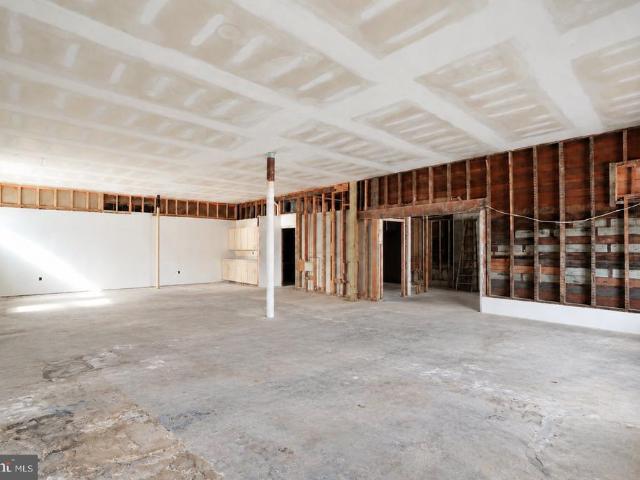 351 W 1St Avenue
