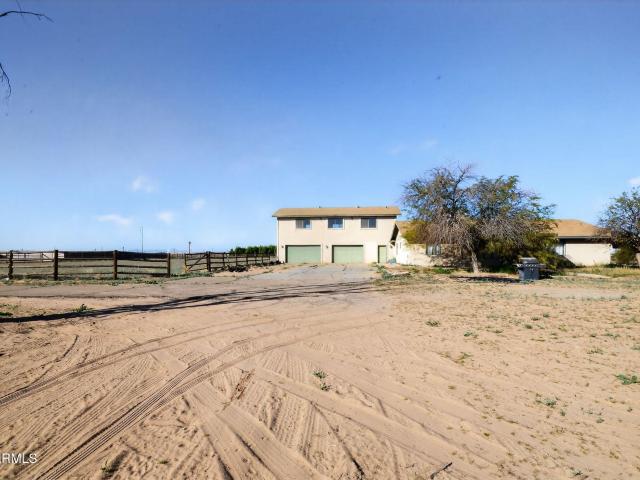 3525 E COUNTY 15TH Street