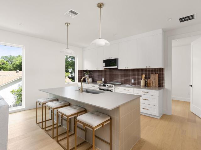 3528 Gonzales St #2A