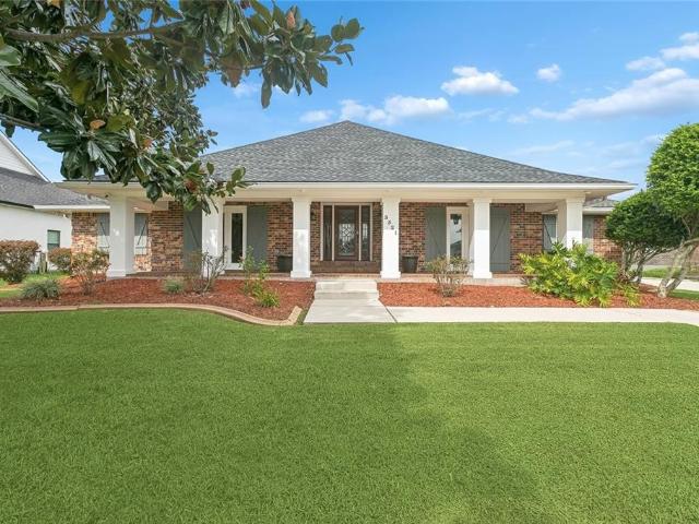 3521 lake palourde drive