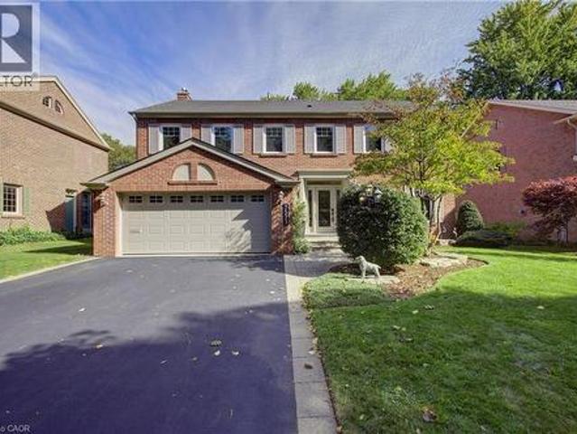 3523 Kingbird Court, Mississauga, ON, L5L 2P9 house for sale | Listing ID 40870 | Royal LePage