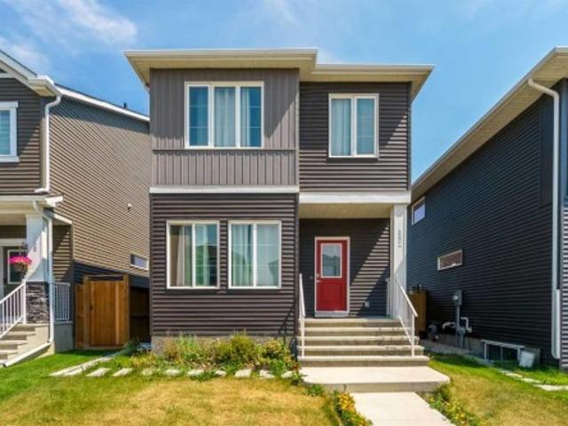 352 Chelsea Passage, Chestermere, AB, T1X 2P4 house for sale | Listing ID A2350 | Royal LePage