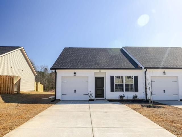 352 Bordeaux Dr, Thomson, GA 30824