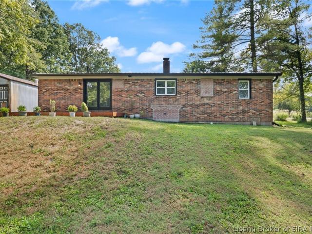 352 E Brown Road