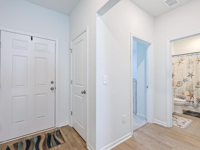 352 Hidden Cove Dr
