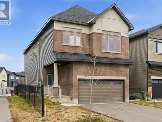 352 Monticello Avenue, Ottawa, ON, K2S 2S5 house for sale | Listing ID X12967 | Royal LePage
