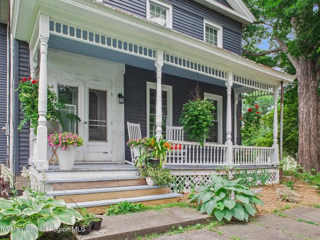 352 Main Street