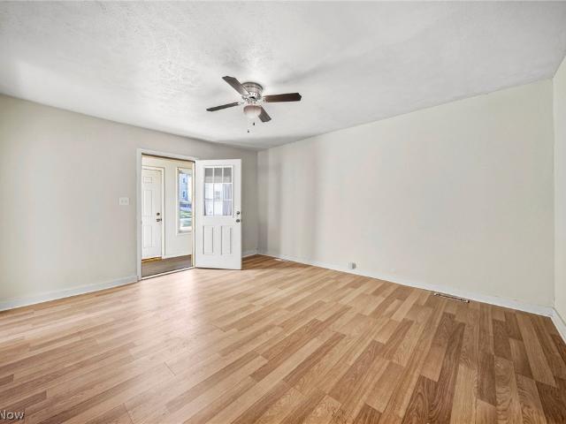 352 W Jackson Street