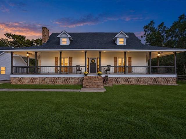 35353 Blackberry Lane