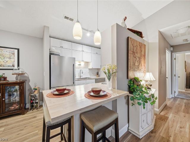 35375 Greenwich Avenue