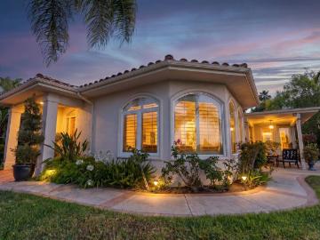 3537 Rosa Way