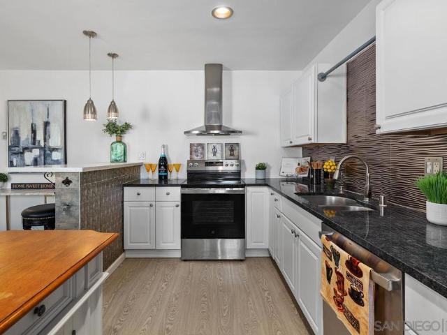 3532 meade ave. 28