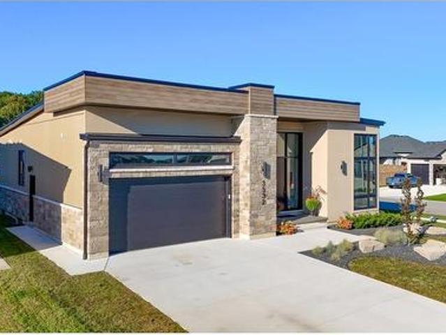 3532 Rowdy Road, Plympton Wyoming, ON, N0N 1E0 house for sale | Listing ID 26023 | Royal LePage