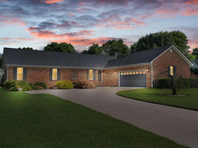 353 Cottonwood Drive NW