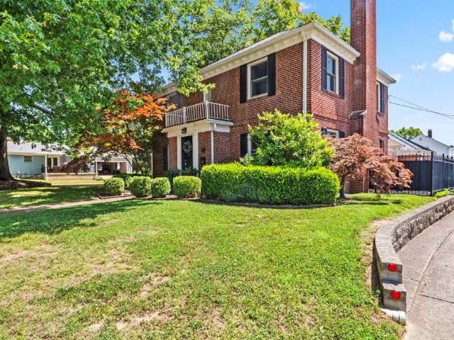 353 Fairway Ave