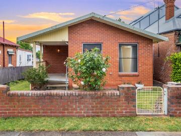 353 Howick StreetBathurst NSW 2795, Australia