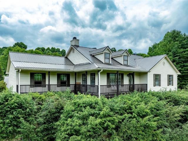 353 Woodbriar Drive