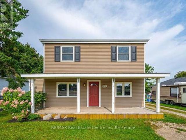 353 Wellington Street E, Wellington North Mount Forest, ON, N0G 2L2 house for sale | Listing ID X12894 | Royal LePage