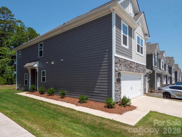 3545 Secrest Landing