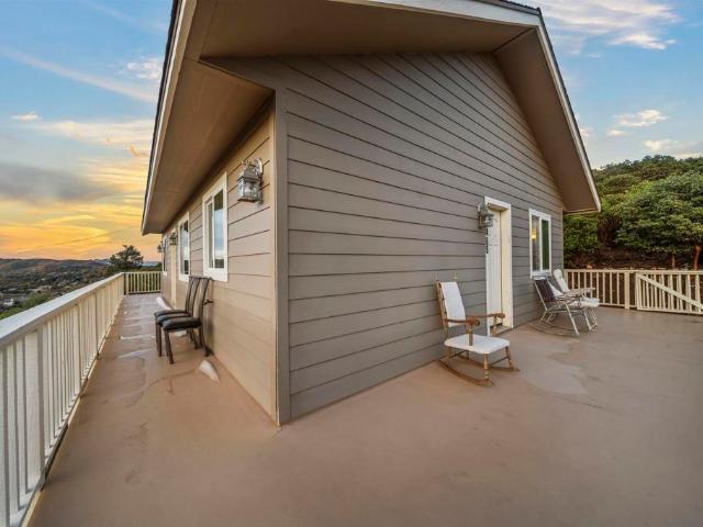 35465 Sunset Lane