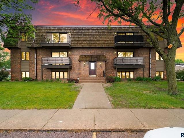 3548 S Gateway Blvd Apt 101, Sioux Falls, SD 57106