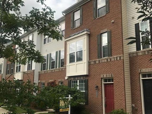 3548 Woodlake Drive # 21