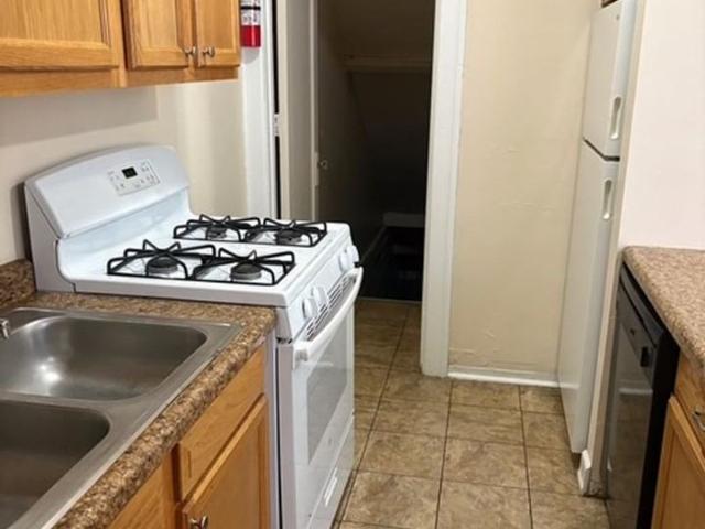3540 N Pennsylvania Street 2 Bedroom Home for Rent at 3540 N Pennsylvania St, Indianapolis, IN 46205 Mapleton Fall Creek