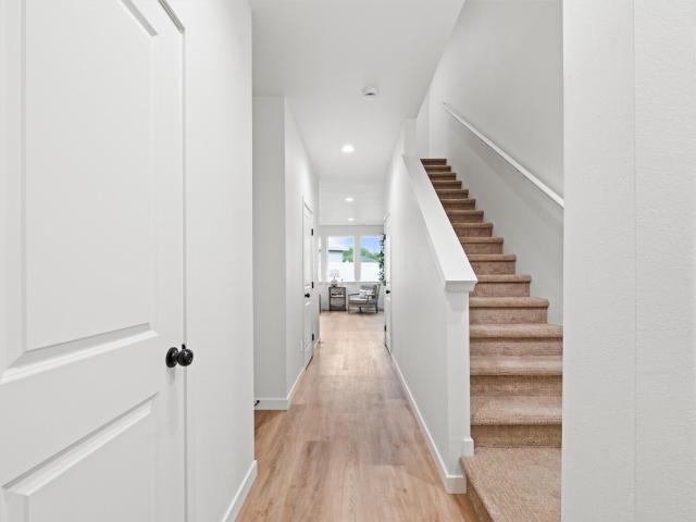3541 W 6th Place
