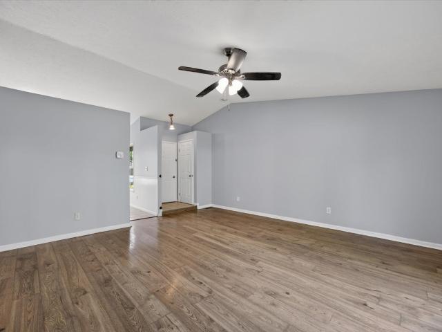 3543 W Yellowstone Court