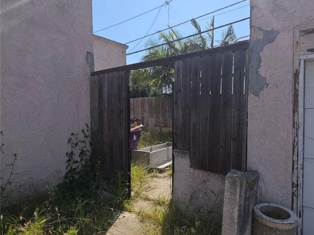 354 E Carson St, Long Beach, CA 90807 | MLS #OC26096