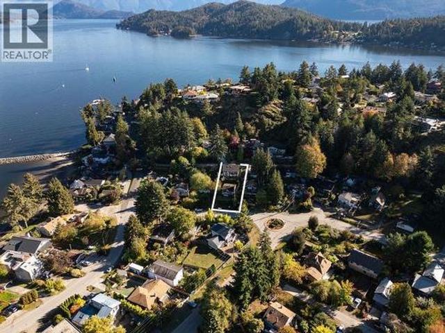 354 Headlands Road, Gibsons, BC, V0N 1V8 house for sale | Listing ID R3175 | Royal LePage