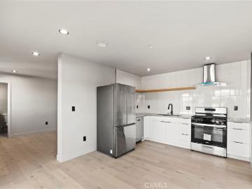 354 N Breed St, Los Angeles, CA 90033 | MLS #PW26019
