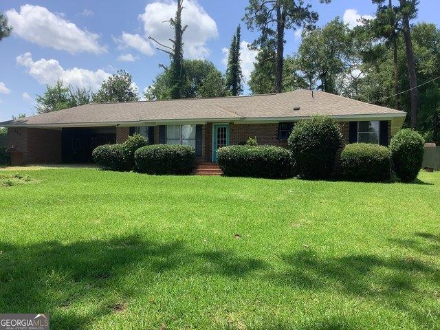 354 Smoak Bridge Cir, Warwick, GA 31796