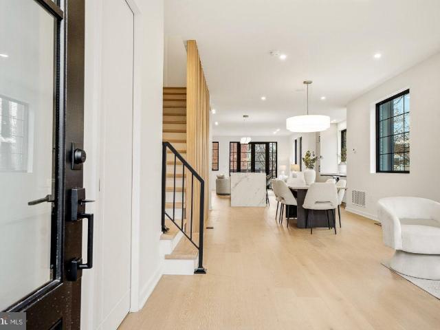 3554 T St NW, Washington, DC 20007 | MLS #DCDC2271
