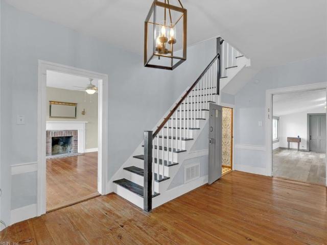3557 Enos RD