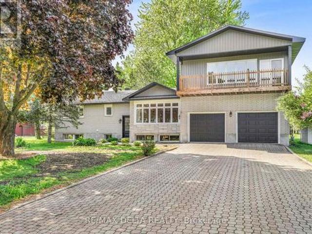3558 Principale Street, Alfred And Plantagenet, ON, K0A 3K0 house for sale | Listing ID X13705 | Royal LePage