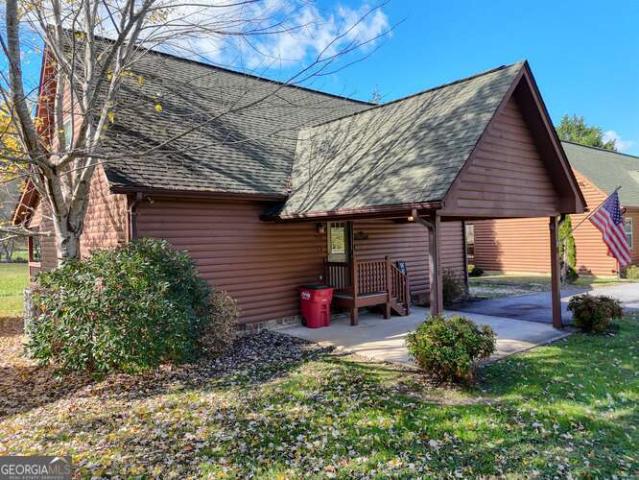 3558 Riverfront Lane