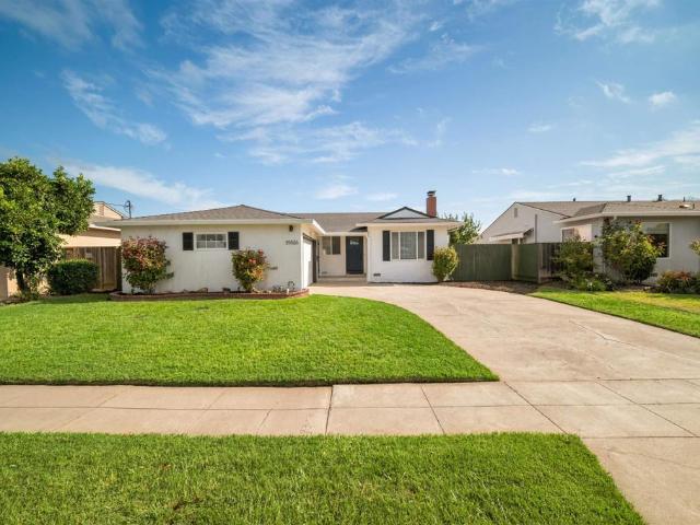 35526 Cabrillo Dr