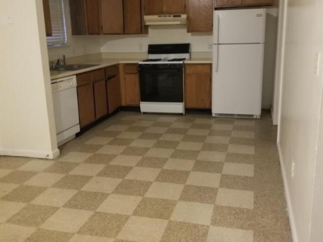 3552 Hopkins Court