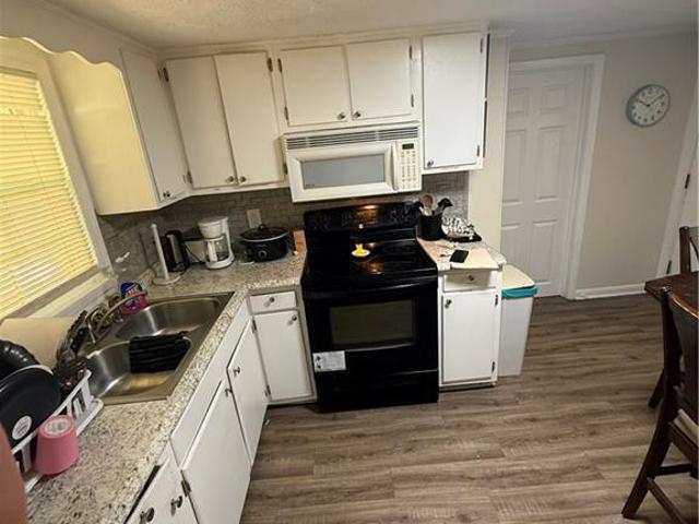 3552 & 3560 Tart Street