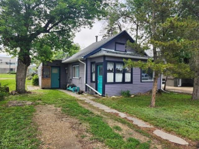 355 4 Street West, Drumheller, AB, T0J 0Y3 house for sale | Listing ID A2341 | Royal LePage