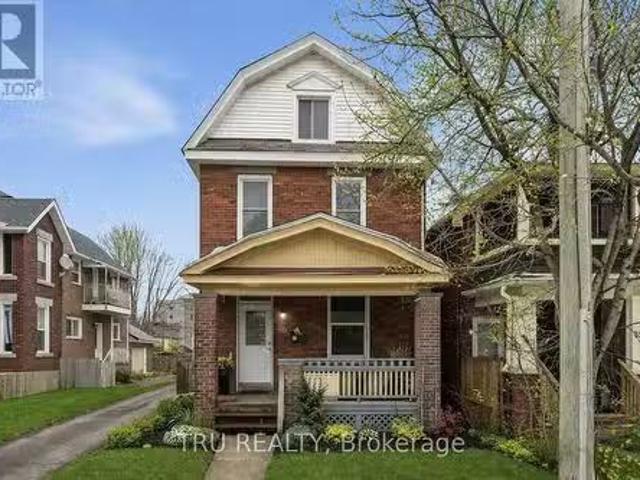 355 Cambridge Street N, Ottawa, ON, K1R 7B3 house for sale.
