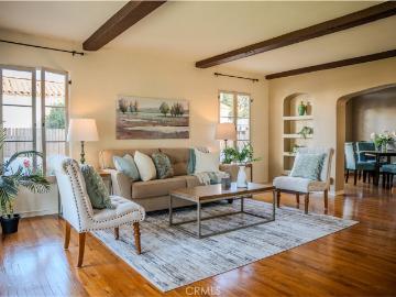 3564 Elmwood