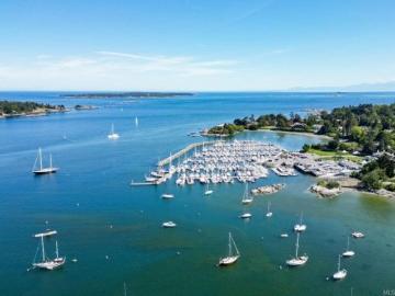 3565 Beach Dr, Oak Bay, BC, V8R 6M6 house for sale | Listing ID 1041 | Royal LePage